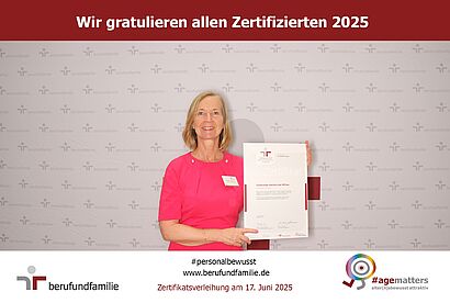 Zertifikatsverleihung Familiengerechte Hochschule 2025 Zertifikatsverleihung Familiengerechte Hochschule 2025 in Berlin