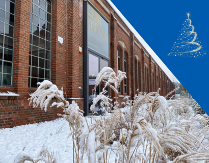 Halle 14 Schneebild mit Halle 14 im Hintergrund