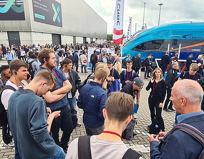 Studentische Exkursion auf die Innotrans - Abschlussbesprechung